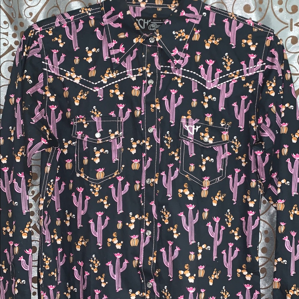 Cute Cowgirl Hardware Western Shirt•Woman’s Small or Girls 14/16